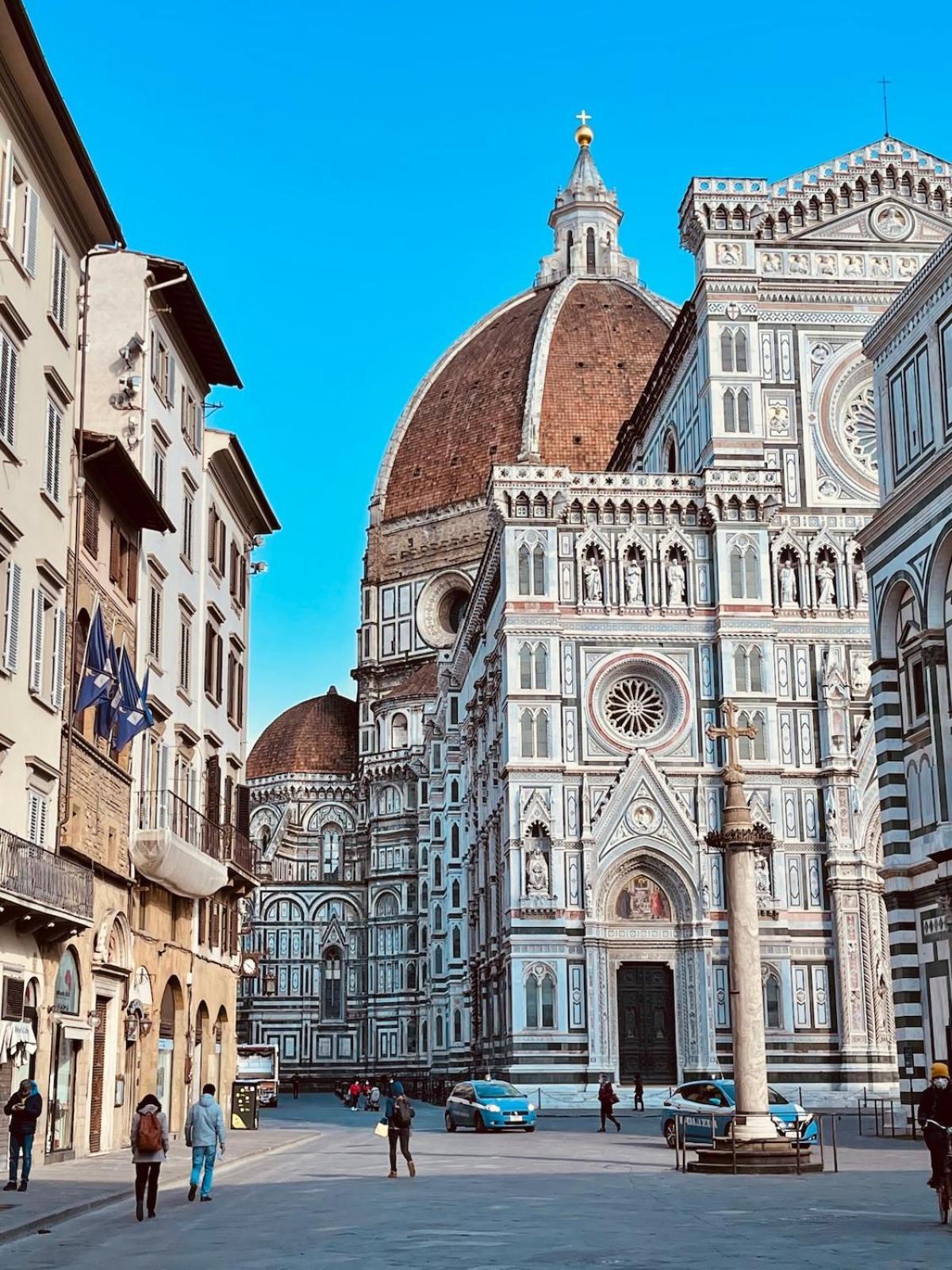 Charming Staying Close To Duomo Apartment